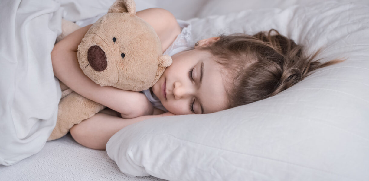 Sen noworodka - sekret spokojnych nocy i zdrowego rozwoju maluszka