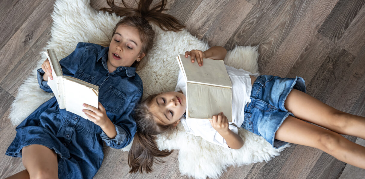 Dlaczego warto czytać dziecku od pierwszych dni życia? Poznaj 7 kluczowych korzyści