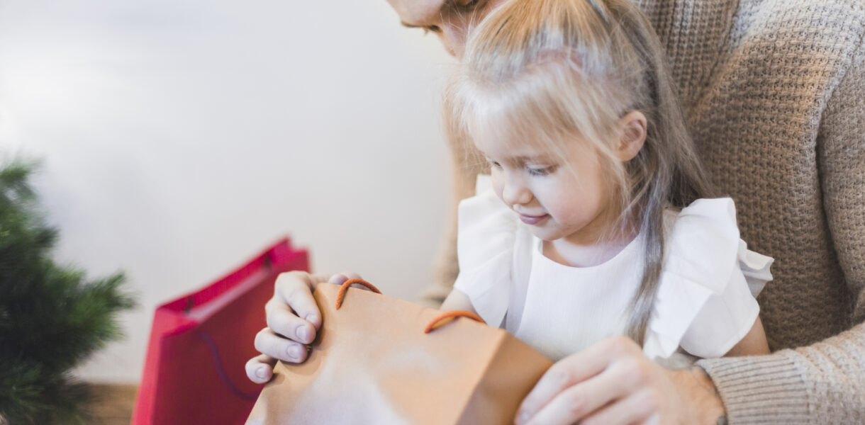 Co kupić miesięcznemu dziecku?