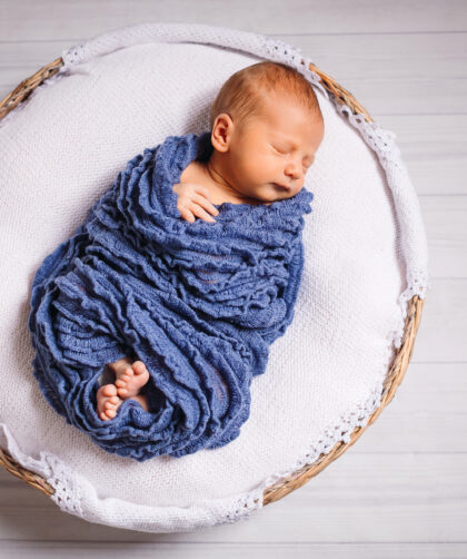 Śpiworek dla dziecka – jak wybrać bezpieczny i wygodny model? [Poradnik 2025]